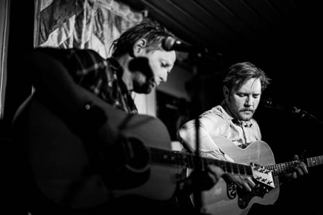 Full screen image of the band IVERSEN from Norway picture 1